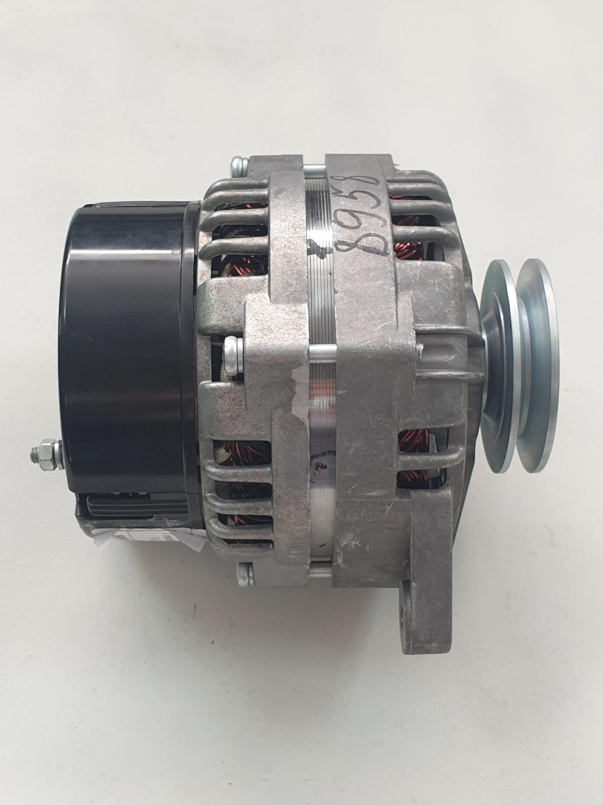 8958-scaled-1.jpg Генератор 3282.3771 УАЗ 14В 90А — изображение 1